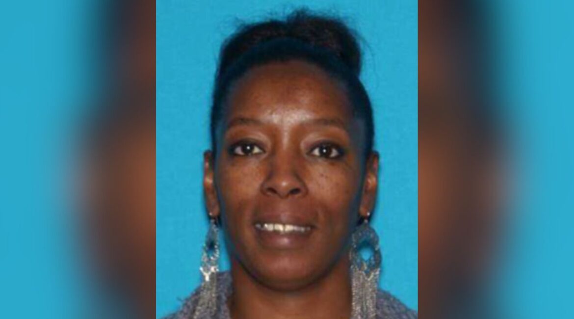 The FBI has added KaShawn Nicola Roper to its Ten Most Wanted Fugitives list for her alleged role in a 2020 Kansas City shooting that killed one woman and injured another, offering up to $1 million for information leading to her arrest. (FBI)