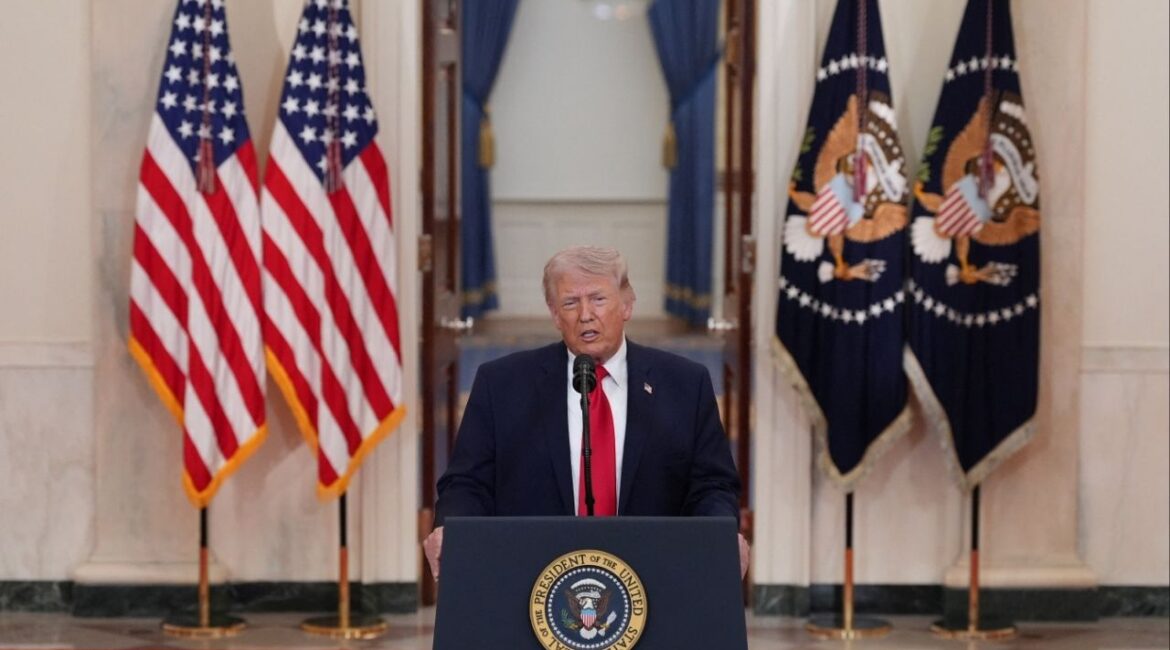 U.S. President Donald Trump delivers an address to the nation about the Iran war at the White House in Washington, D.C., U.S. April 1, 2026. Alex Brandon/Pool via REUTERS