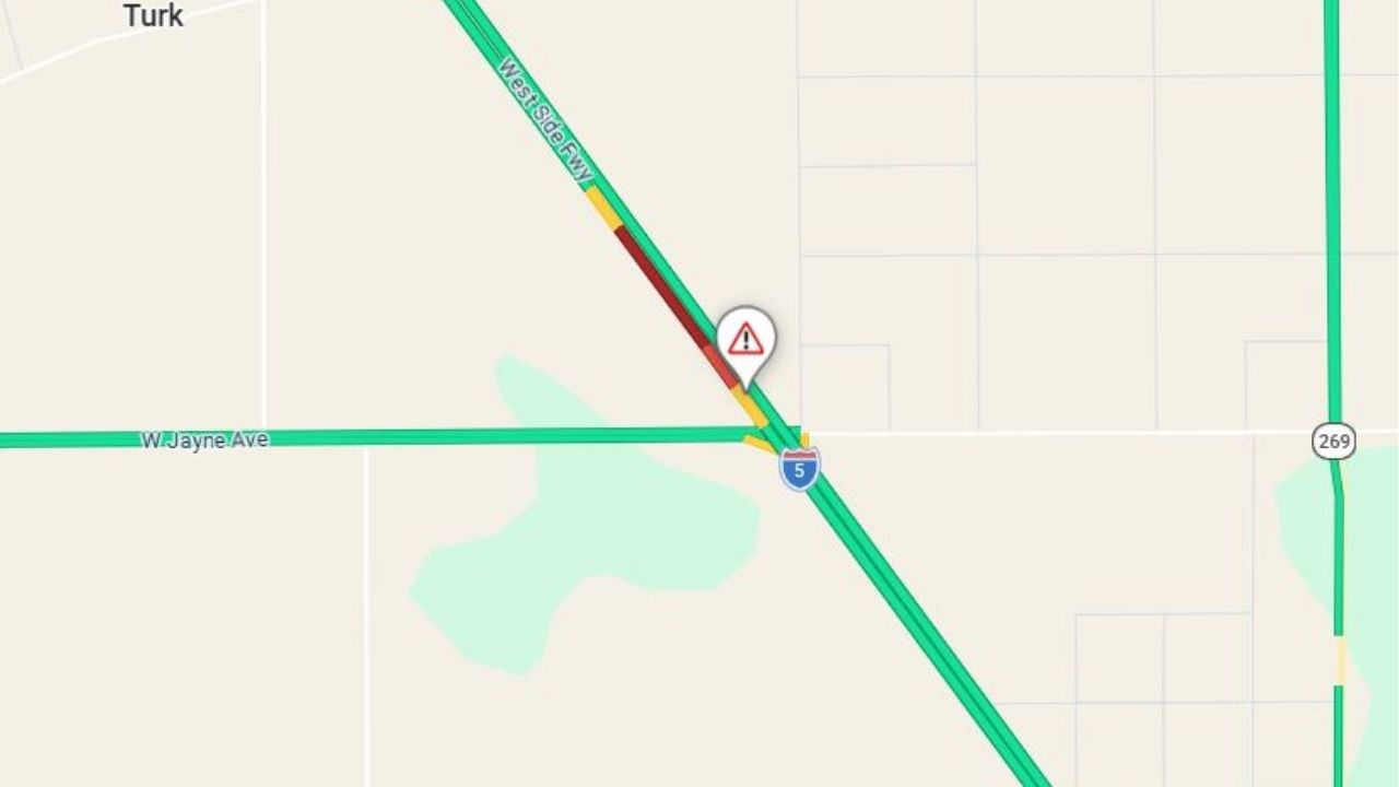 Fresno County Semi-Truck Crash Reduces Southbound I-5 to One Lane