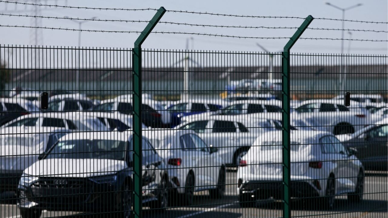 Trump Says He Will Raise Tariffs on EU Autos to 25%