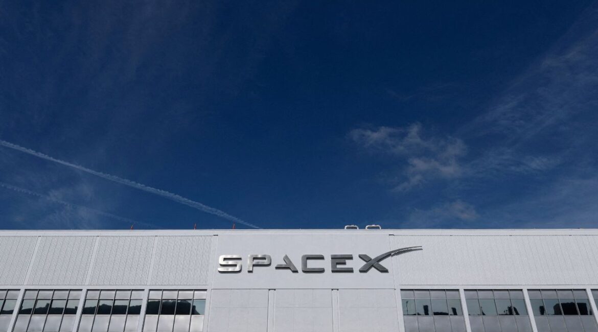 The SpaceX building, as the company prepares to file for an initial public offering (IPO), in Hawthorne California, U.S., April 23, 2026. (REUTERS/Mike Blake/File Photo)
