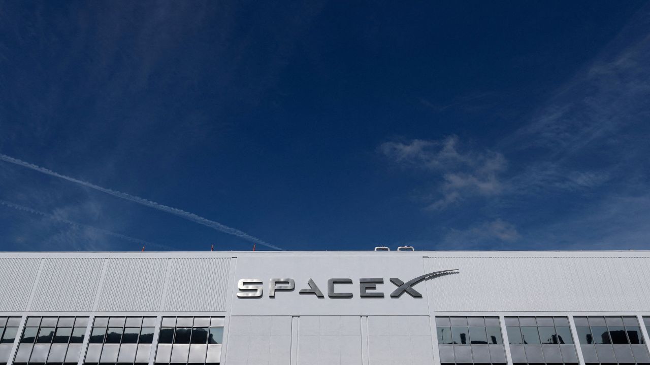 Google, SpaceX in Talks to Explore Data Centers in Orbit, WSJ Reports