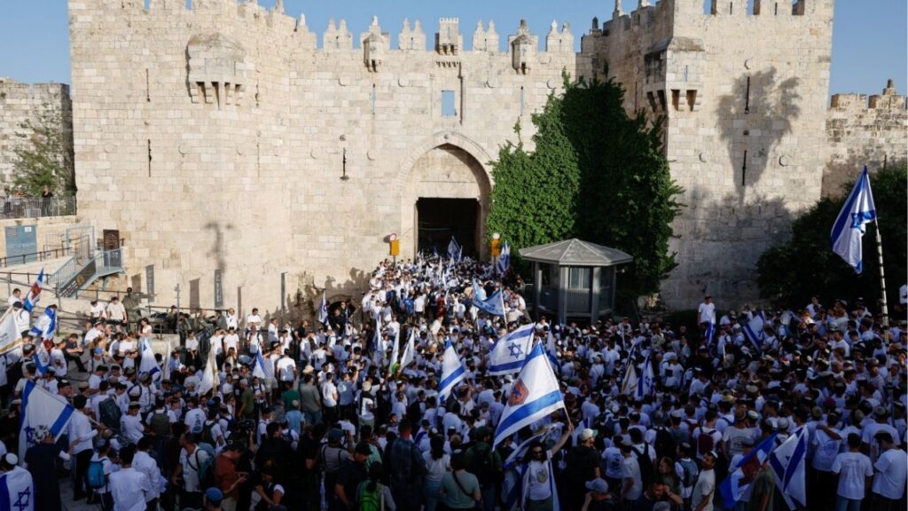 Israelis participate in the annual Jerusalem Day march in Jerusalem, May 14, 2026. (Reuters/Amir Cohen)