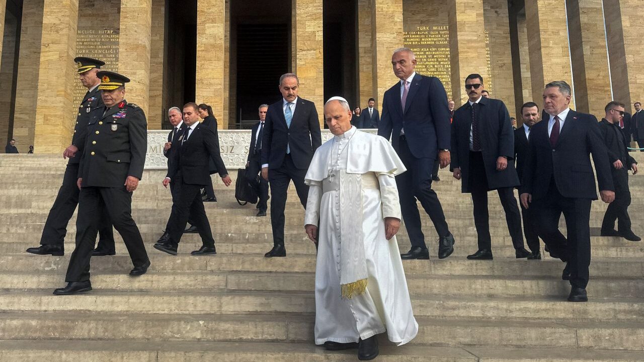 Pope Leo Warns of AI Dangers in 42,300-Word Encyclical