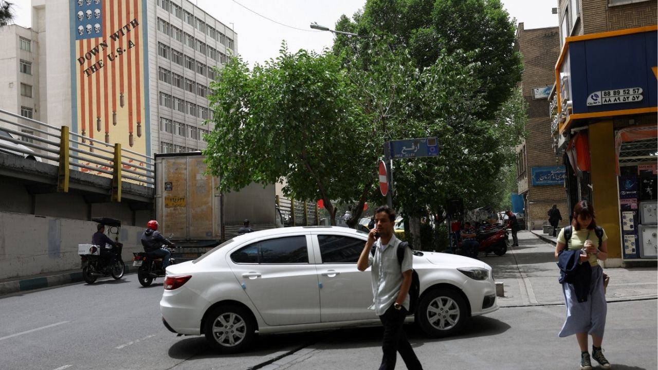 Trump Demands Iran’s Uranium and No Tolls on Hormuz Ships