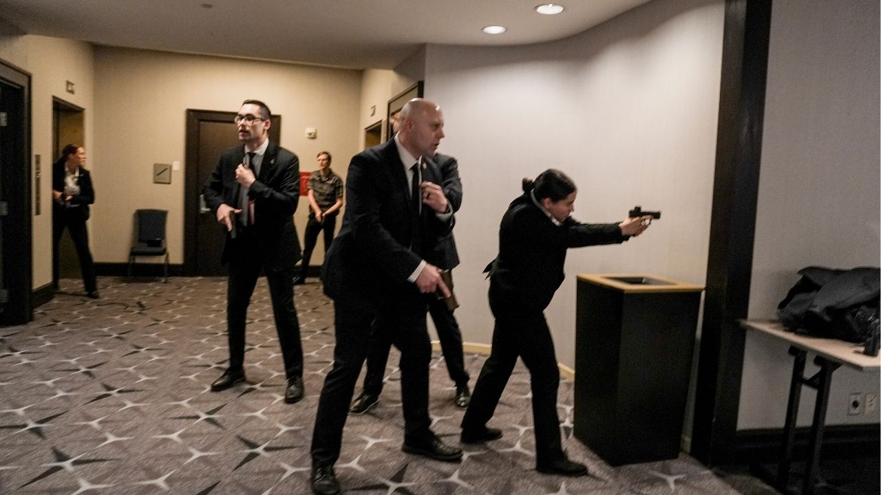 Judge Questions Jail’s Treatment of Suspect in Press Gala Shooting