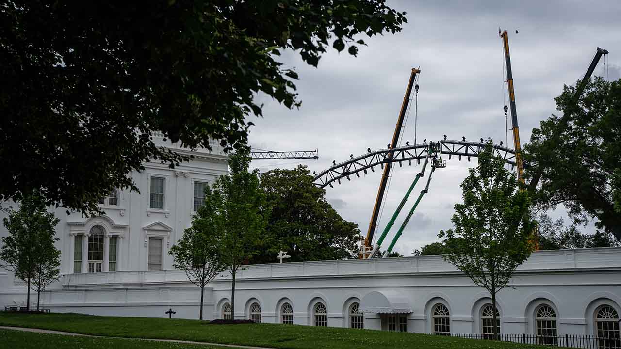 UFC Fight Venue Takes Shape on the White House Lawn