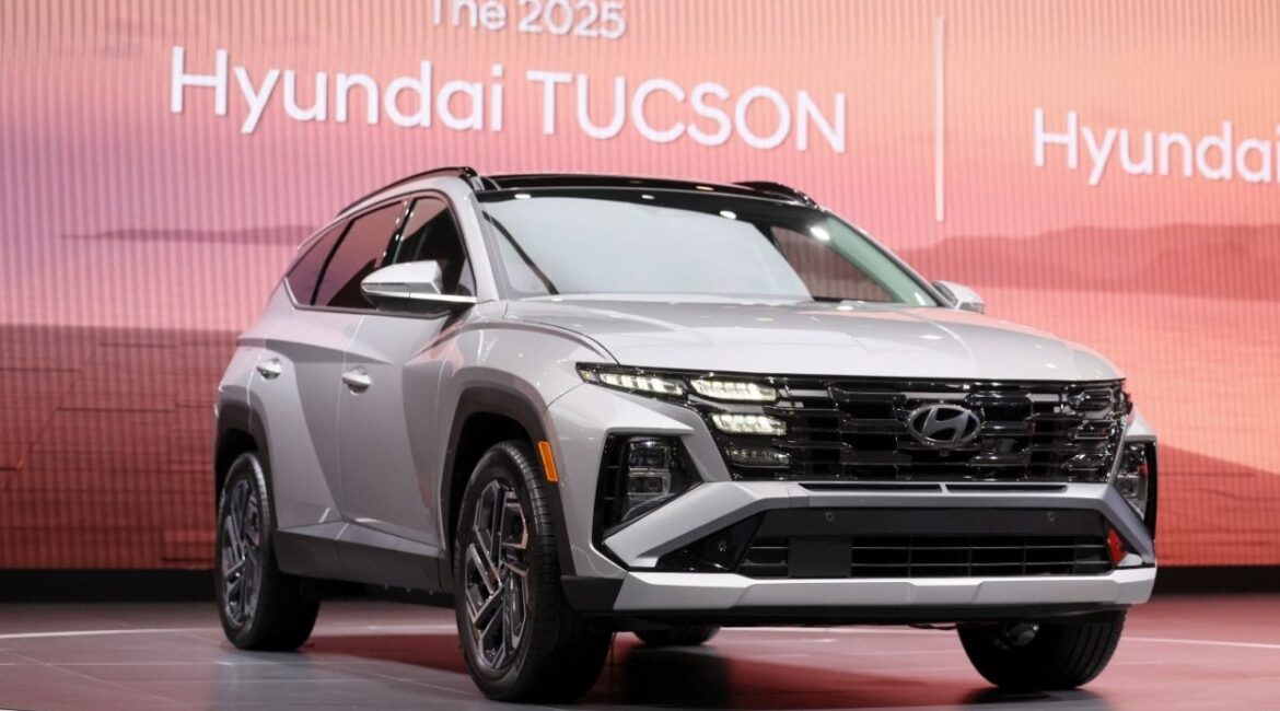 A 2025 Hyundai TUCSON is displayed during the New York International Auto Show Press Preview, in Manhattan, New York City, U.S., March 27, 2024. REUTERS/Brendan McDermid