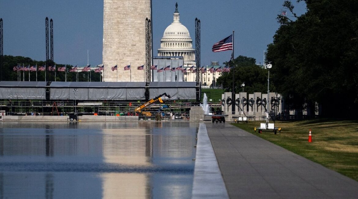 Construction continues at Reflecting Pool near the Lincoln Memorial on the National Mall in Washington D.C., U.S., June 25, 2026. REUTERS/Nathan Howard