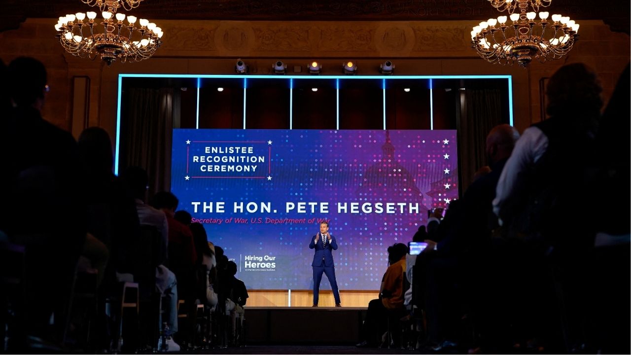 U.S. Secretary of Defense Pete Hegseth speaks to enlistees after they swear an oath to serve in the U.S. Armed Forces, during an Enlistee Recognition Ceremony at the U.S. Chamber of Commerce in Washington, D.C., U.S. June 4, 2026. Reuters/Elizabeth Frantz