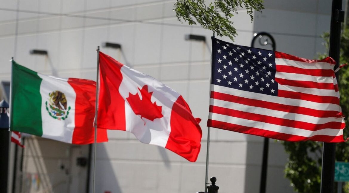 Flags of the U.S., Canada and Mexico fly next to each other in Detroit, Michigan, U.S. August 29, 2018. (Reuters File)