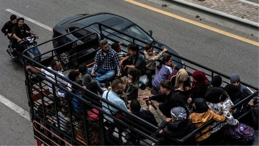 Local residents flee the suburbs south of Beirut, Lebanon, after Israel warned the area would be targeted with attacks on Monday morning, June 1, 2026. For many, urgently leaving the area, known as the Dahiyeh, has become a well-worn routine. (Daniel Berehulak /The New York Times)