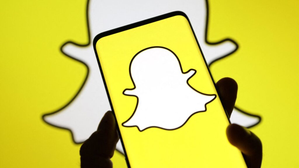Snapchat logo is seen in this illustration taken July 28, 2022. (REUTERS/Dado Ruvic/Illustration)