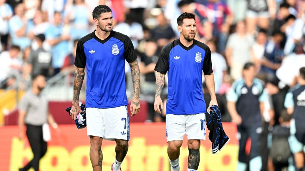 Soccer Football - International Friendly - Argentina v Honduras - Kyle Field, College Station, Texas, U.S. - June 6, 2026 Argentina's Lionel Messi and Rodrigo De Paul during the warm up before the match IMAGN IMAGES
