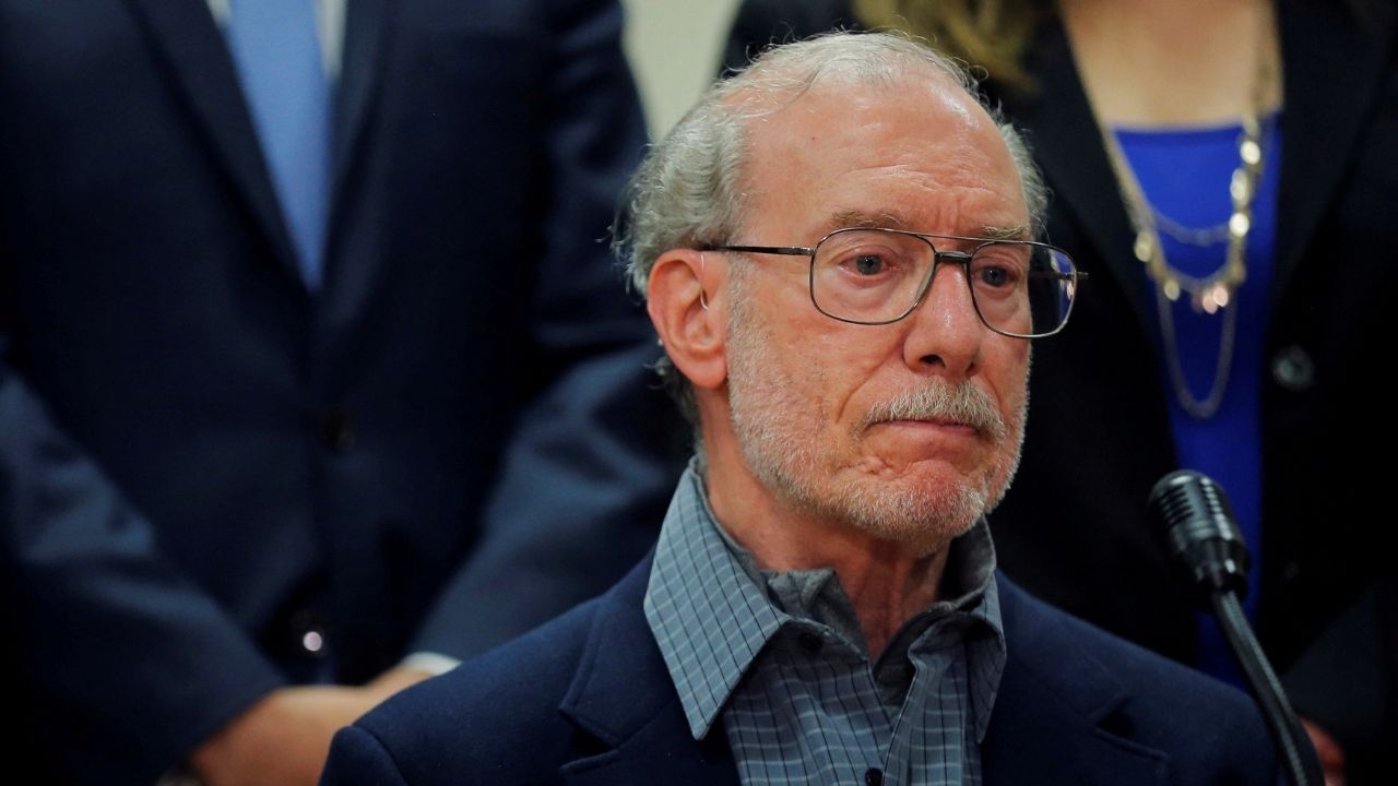 Stanley Patz, father of 1979 murder victim 6-year-old Etan Patz, speaks to the media at Manhattan State Supreme Court following the sentencing of Pedro Hernandez, in New York City, U.S., April 18, 2017. (Reuters File)