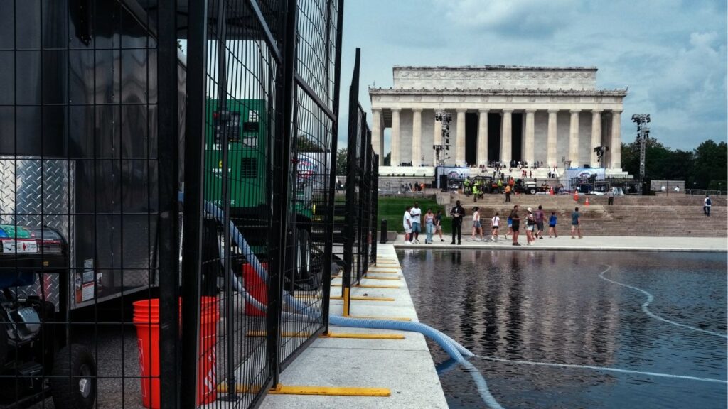 Water is pumped to fill the Lincoln Memorial Reflecting Pool in Washington on Wednesday, June 10, 2026. Bulky “nanobubbler” machines were carted off ahead of a promotional event for President Trump’s Ultimate Fighting Championship birthday party. (Alex Kent/The New York Times)