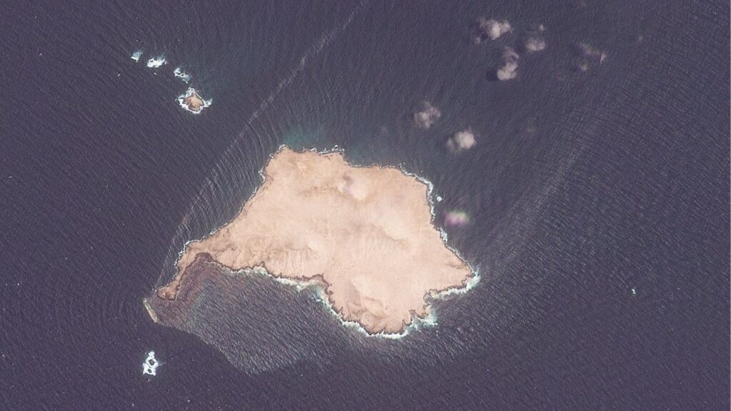 A satellite image shows an oil slick next to the Caroline Bezengi, a sanctioned vessel off the coast of the Dhofar Governorate, Oman, July 28, 2026. 2026 Planet Labs PBC/Handout via REUTERS