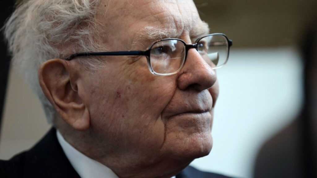 Berkshire Hathaway Chairman Warren Buffett seen at the annual Berkshire shareholder shopping day in Omaha, Nebraska, U.S., May 3, 2019. (Reuters/Scott Morgan)