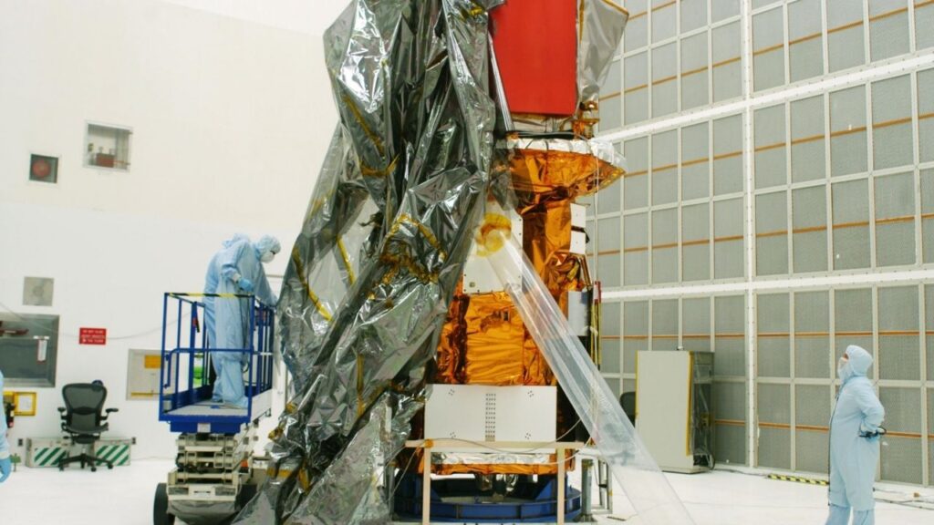 In an image provided by NASA, The Swift spacecraft in Cape Canaveral, Fla., in 2004. A rescue mission will soon be underway for NASA’s Swift telescope. (NASA via The New York Times) In an image provided by NASA, The Swift spacecraft in Cape Canaveral, Fla., in 2004. A rescue mission will soon be underway for NASA’s Swift telescope. (NASA via The New York Times)