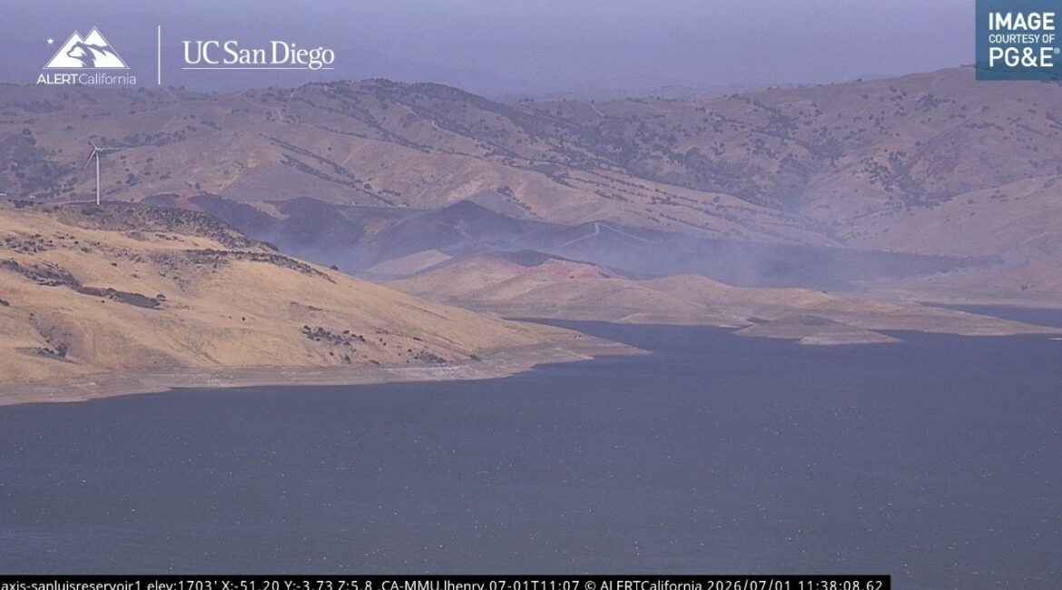 Merced County's Point Fire has burned 500 acres near Highway 152 and Dinosaur Point Road in Santa Nella, remains 0% contained. (CalFire)