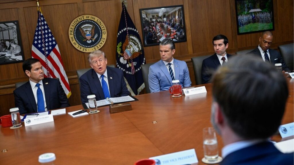 President Donald Trump, Vice President JD Vance, Secretary of State Marco Rubio, Secretary of Defense Pete Hegseth, Secretary of Labor Keith Sonderling and Secretary of Housing and Urban Development Scott Turner participate in a cabinet meeting at Camp David in Thurmont, Maryland, U.S., July 31, 2026. REUTERS/Daniel Heuer