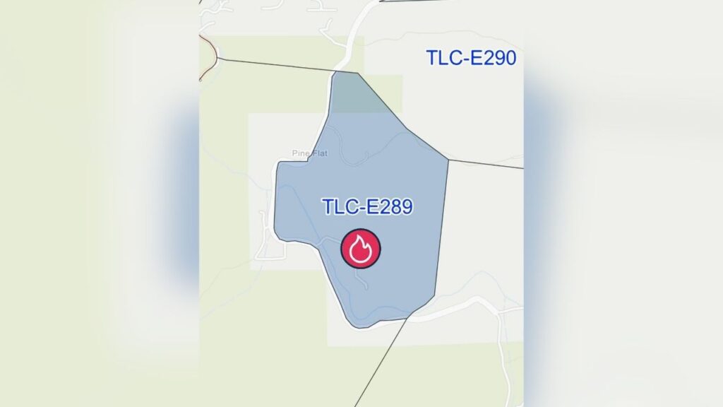 Wildland fire reported near California Hot Springs; no evacuation order has been issued. (Tulare County FD)