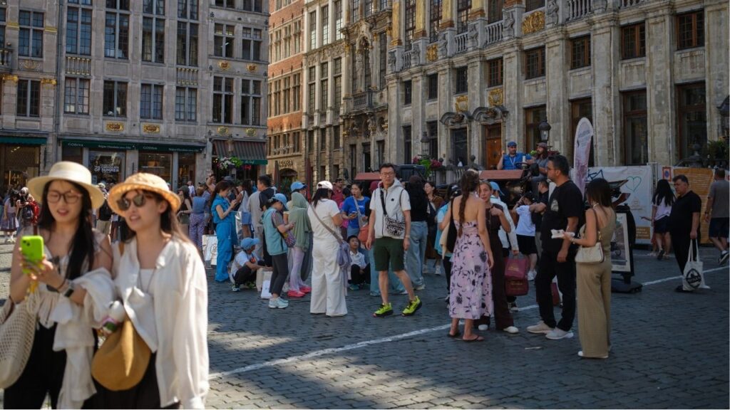 *EMBARGO: No electronic distribution, Web posting or street sales before 12:01 a.m. ET Saturday, Aug. 15, 2025. No exceptions for any reasons. EMBARGO set by source.** A crowded Grand-Place of Brussels despite high temperatures in Brussels, Belgium on July 29, 2026. A June heat wave in Belgium and neighboring countries exposed a lethal lack of readiness. That’s a risk as another wave hits Europe. (Ksenia Kuleshova/The New York Times)