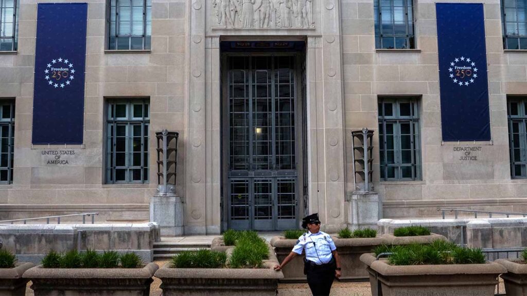 The Department of Justice building in Washington on June 15, 2026. Will Rosenzweig, a former federal prosecutor in Miami, sued the Justice Department on Aug. 6, asking for financial damages and his job back. In doing so, he joins a growing list of former prosecutors and federal agents who have gone to court in an effort to fight back against the widespread purge of law enforcement officials deemed to be disloyal to President Donald Trump. (Alex Kent/The New York Times)