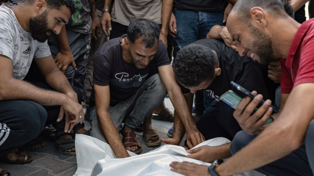 Palestinians bid farewell to their loved ones killed inside Al-Shifa Hospital in western Gaza City, Jan. 19, 2025. A senior official for President Donald Trump’s Board of Peace accused the Israeli government on Wednesday of jeopardizing the cease-fire in Gaza and a U.S.-backed plan to disarm Hamas. (Saher Alghorra/The New York Times)