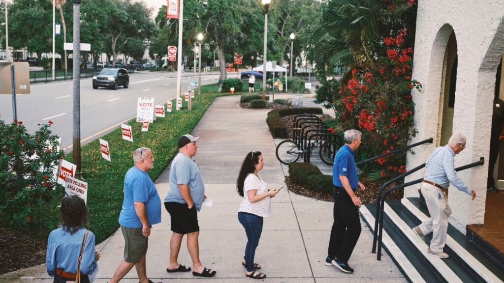 People enter their polling site as voting begins for Florida’s Primary in St. Petersburg, Fla., Tuesday, Aug. 18, 2026. Tuesday’s primary punctuates just how much Florida, once the nation’s largest swing state, has been transformed into a solidly Republican bastion. (Zack Wittman/The New York Times)