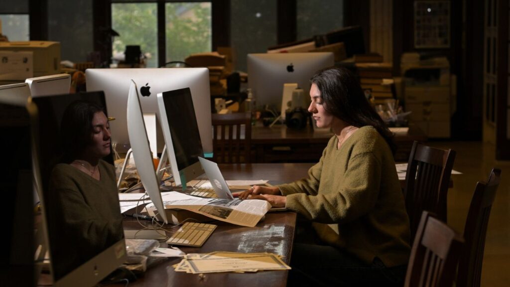 Cereese Qusba, a reporter at The Cornell Daily Sun, the oldest continuously independent college daily paper in the country, in Ithaca, N.Y., on Tuesday, Sept. 29, 2026. Qusba’s reporting, which traced Jane Doe’s allegations in detail, was 23 months in the making. Since then, she says inbox has been flooded with emails from students who say they have also been assaulted. (Heather Ainsworth/The New York Times)