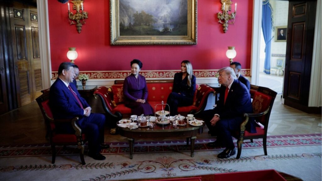 US President Donald Trump and first lady Melania Trump participate in tea with Chinese President Xi Jinping and his wife, Peng Liyuan, in the Red Room of the White House in Washington, DC, US, September 25, 2026. Reuters/Evan Vucci
