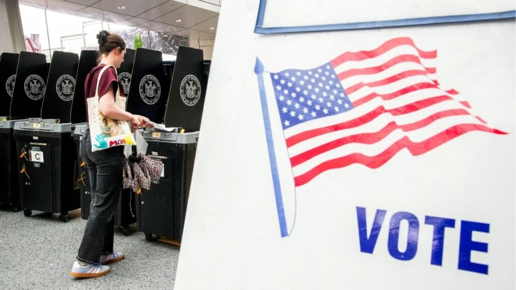 A person casts their vote during primary elections at the Brooklyn Museum in New York, U.S., June 23, 2026. Reuters/Eduardo Munoz