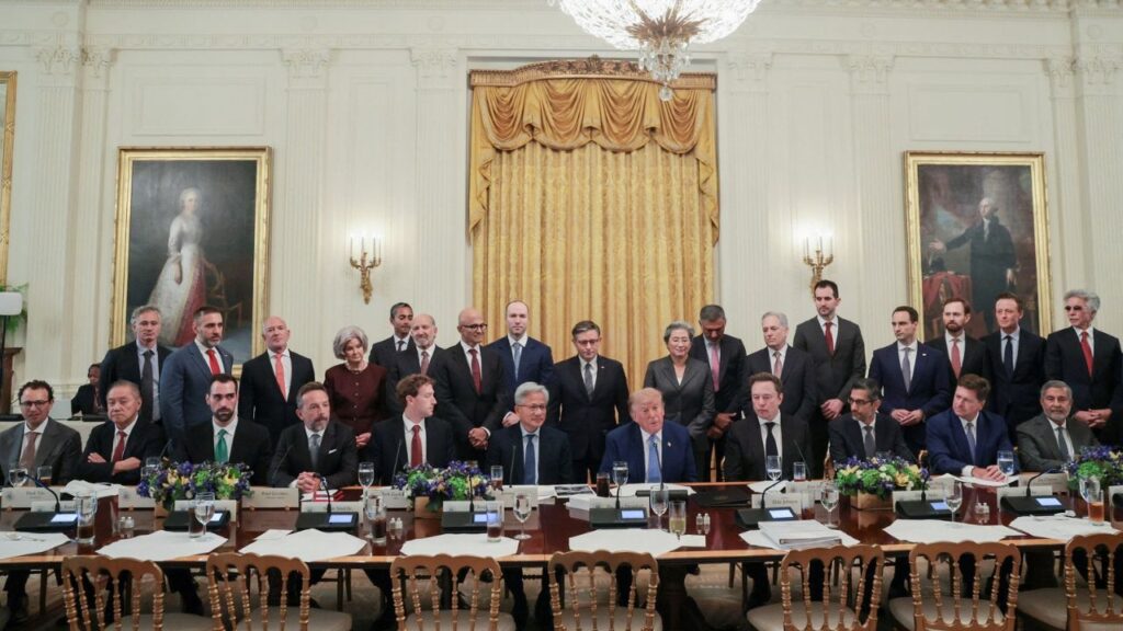 Meta CEO Mark Zuckerberg, SpacexAI Founder and CEO Elon Musk, and Nvidia President and CEO Jensen Huang, sit by US President Donald Trump as he hosts a luncheon for tech leaders in the East Room of the White House in Washington, D.C., US, September 29, 2026. REUTERS/Jonathan Ernst