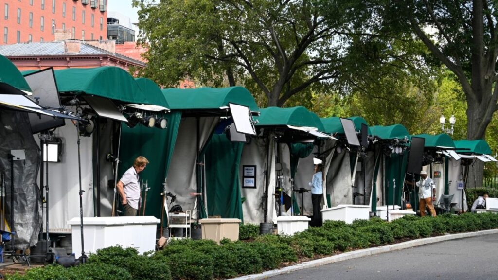Network broadcast booths outside the White House in Washington, on Monday, Sept. 21, 2026. The major networks are set to resume their collective television coverage of President Donald Trump’s official activities on Friday, after a standoff that saw TV cameras go dark during the visit of China’s top leader. (Kenny Holston/The New York Times)