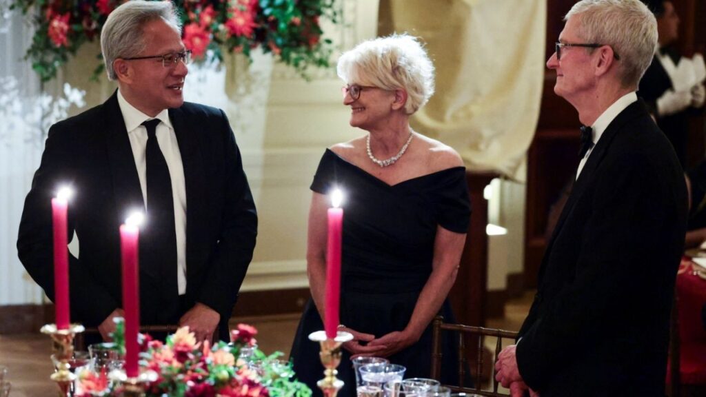 Nvidia CEO Jensen Huang and his wife Lori Huang and Tim Cook, chairman of the board of directors of Apple, attend a state dinner hosted by US President Donald Trump and first lady Melania Trump for Chinese President Xi Jinping and his wife, Peng Liyuan, at the White House in Washington, D.C., US, September 24, 2026. REUTERS/Evelyn Hockstein