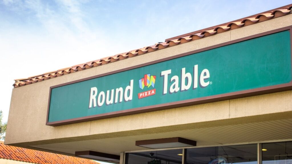 Round Table Pizza says its Dinuba location is permanently closed and that local ownership had no prior knowledge of the alleged illegal activity. (Shutterstock)