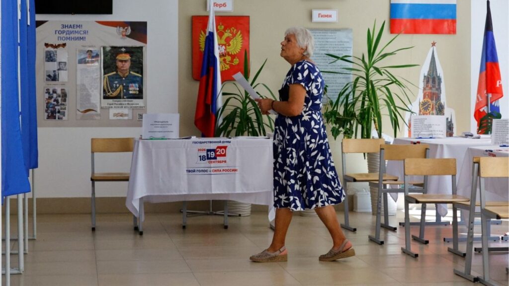 A voter visits a polling station on the second day of Russia's three-day parliamentary election, amid the Russia-Ukraine conflict in Mariupol, a Russian-controlled city of Ukraine, September 19, 2026. Reuters/Alexander Ermochenko