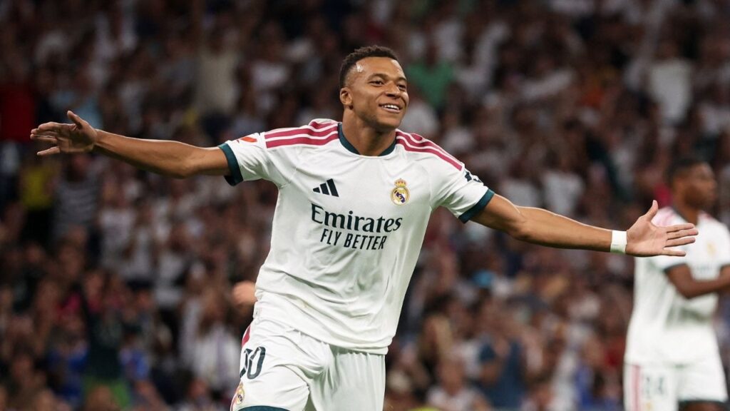 Soccer Football - LaLiga - Real Madrid v Rayo Vallecano - Estadio Bernabeu, Madrid, Spain - September 12, 2026 Real Madrid's Kylian Mbappe celebrates scoring their first goal REUTERS/Alejandro Martinez Velez