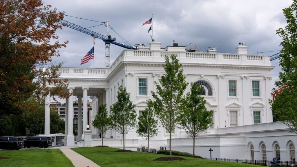 The White House in Washington, Sept. 19, 2026. CNN, MS NOW and Politico said on Monday that they would sue the Trump administration for barring them from the White House grounds, saying it was a violation of their First Amendment rights to cover the president. (Andrew Leyden/The New York Times)