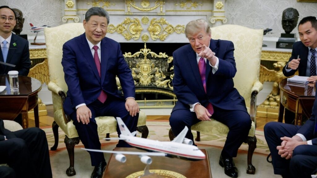 US President Donald Trump meets Chinese President Xi Jinping in the Oval Office at the White House in Washington, D.C., US, September 24, 2026. REUTERS/Evan Vucci