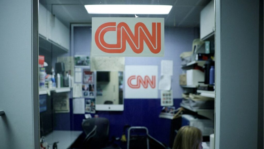 FILE PHOTO: The CNN booth at the White House after US President Donald Trump announced he would ban CNN, MS NOW, and Politico from the White House in Washington, D.C., US, September 18, 2026. Reuters/Evan Vucci/File Photo