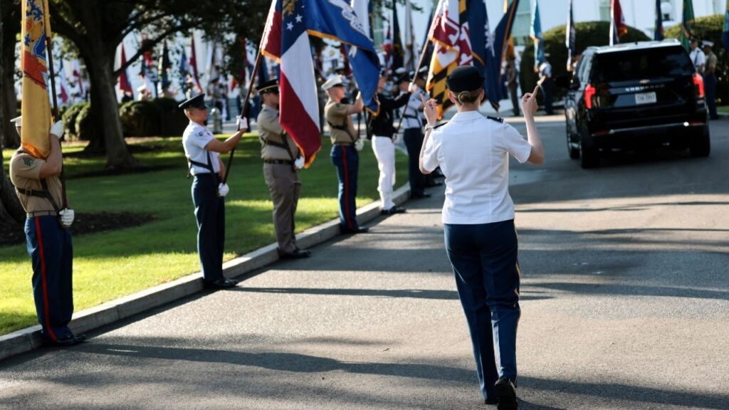 White House personnel and a U.S. military honor guard rehearse an arrival ceremony ahead of Chinese President Xi Jinping’s state visit next week with U.S. President Donald Trump at the White House in Washington, D.C., U.S., September 16, 2026. REUTERS/Jonathan Ernst