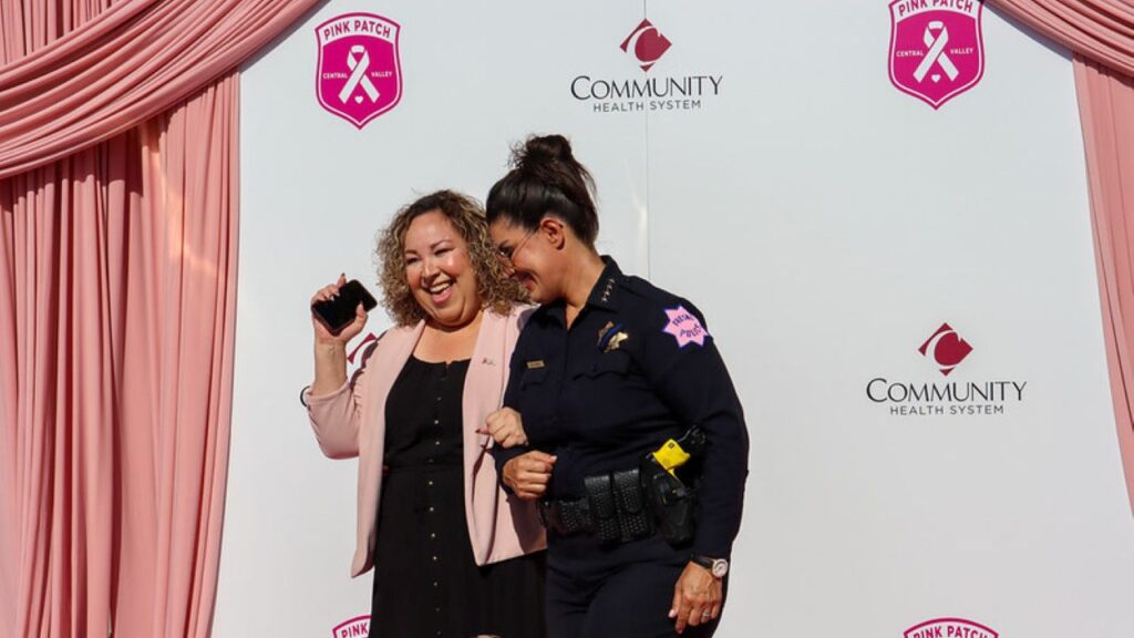 Image of Fresno Police Chief Mindy Casto with a breast cancer patient survivor