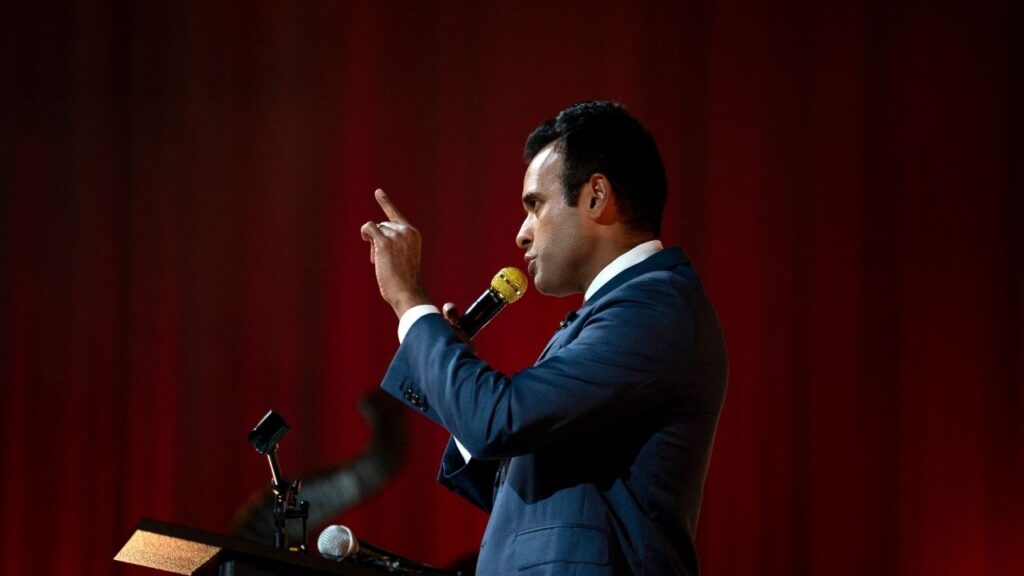 Vivek Ramaswamy, the Republican candidate for governor of Ohio, speaks at a campaign event in Sandusky, Ohio, April 7, 2026. The candidates for Ohio governor have significant policy differences, but the campaign has centered around accusations that one candidate is a criminal con artist and the other is a violent drunk. (Jessica Phelps/The New York Times)