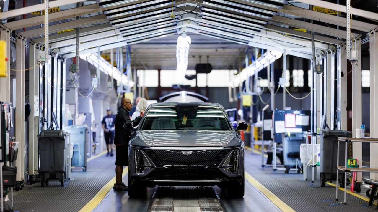 General Motors Will Move Its Stock to Nasdaq in Tech-Driven Pivot