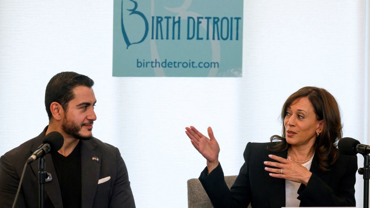 Democratic candidate for the US Senate Abdul El-Sayed and former US Vice President Kamala Harris participate in a roundtable discussion on reproductive health at Birth Detroit in Detroit, Michigan, US, September 22, 2026. David Guralnick/Pool via Reuters