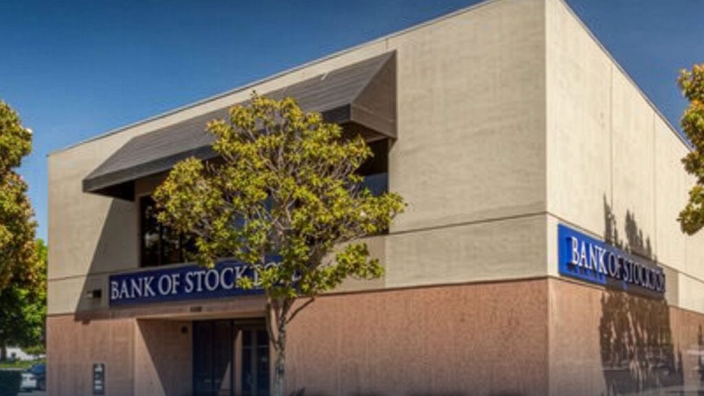 Modesto police arrested a suspected serial bank robber at a Tuolumne County casino within six hours of a downtown robbery, linking him to another heist in Turlock. (Modesto PD)