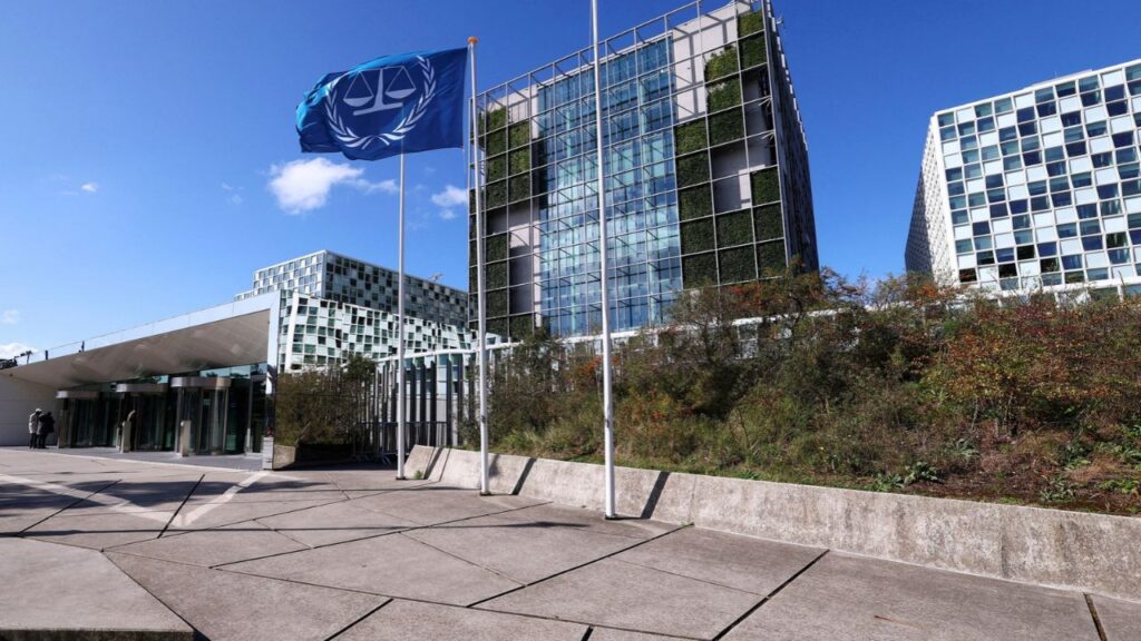 People stand outside the International Criminal Court (ICC), in The Hague, Netherlands, September 22, 2025. (Reuters Fiie)
