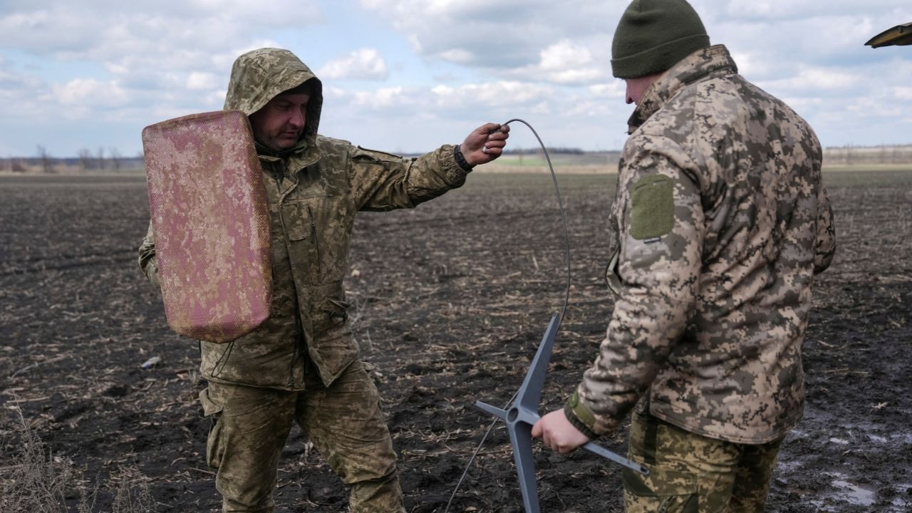 Servicemen of the 68th Oleksa Dovbush Separate Jaeger Brigade of the Armed Forces of Ukraine set up Starlink satellite internet system, amid Russia's attack on Ukraine, near the frontline town of Pokrovsk in Donetsk region, Ukraine April 10, 2025. (Reuters File)